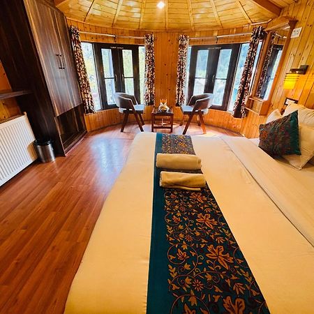 Bombay Palace Otel Pahalgām Dış mekan fotoğraf
