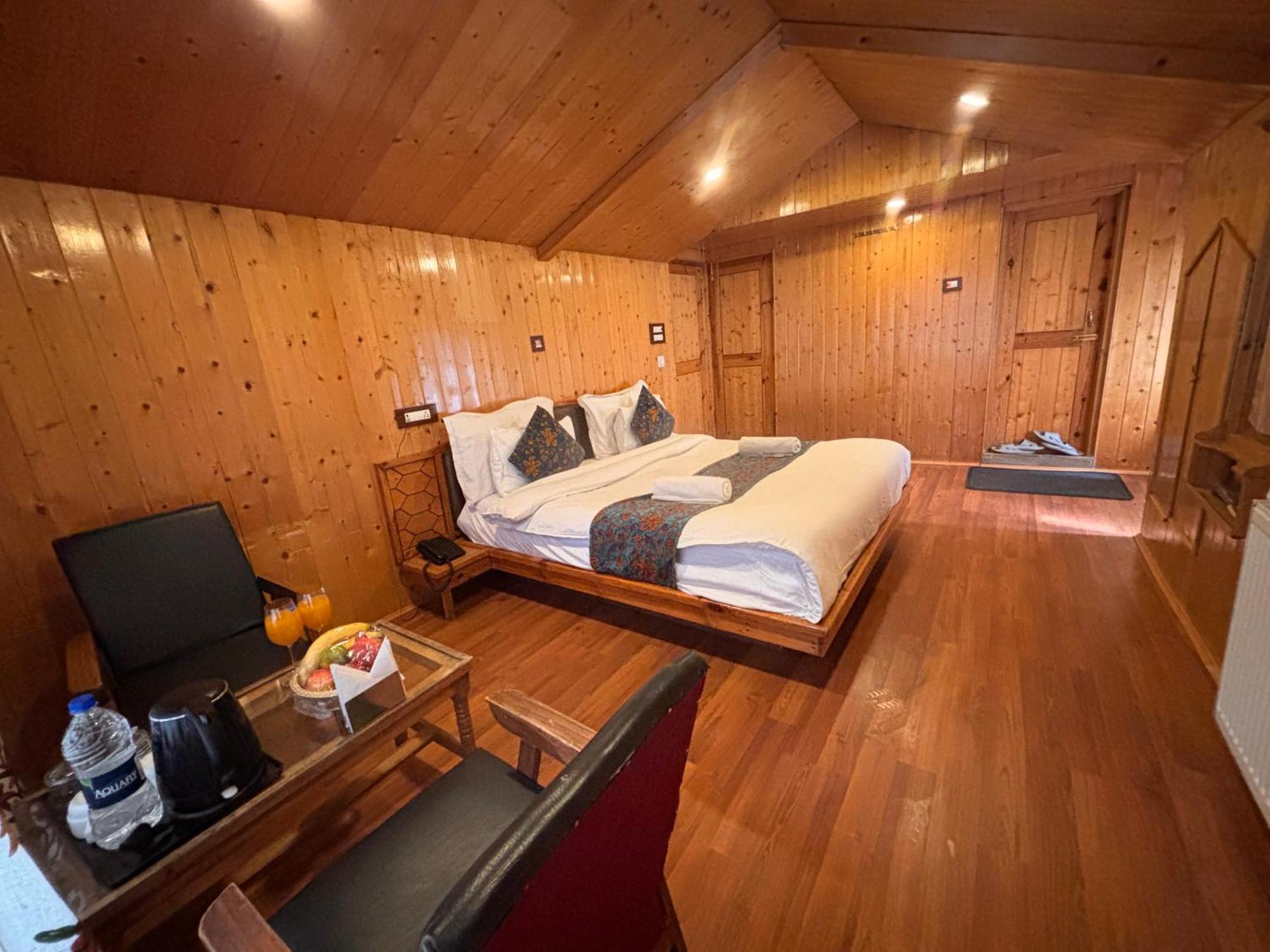 Bombay Palace Otel Pahalgām Dış mekan fotoğraf